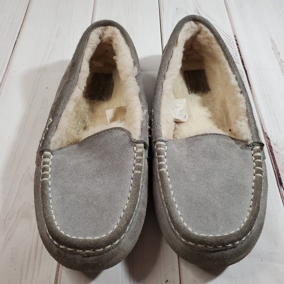Ugg Slippers 7 Slip On Shoes Gray Suede Faux Fur Lined Comfort Womens - Picture 2 of 8